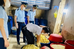 Phát hiện 600 kg măng tươi không rõ nguồn gốc tại TP. Vinh