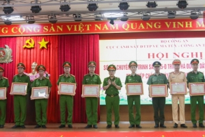 Sơ kết chuyên án triệt phá đường dây mua bán, vận chuyển trái phép chất ma túy có sử dụng vũ khí quân dụng