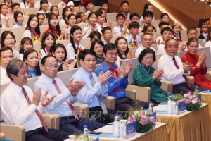 Chủ tịch nước Lương Cường dự Lễ tuyên dương Cháu ngoan Bác Hồ toàn quốc lần thứ X-năm 2025