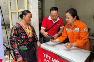 Điện lực Mường Chà triển khai thanh toán tiền điện không dùng tiền mặt qua Viettel Money