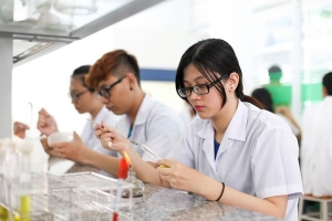Chi tiết về mức học phí các trường đại học Y Dược năm học 2025-2026