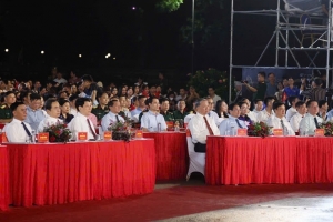 Lãnh đạo Đảng, Nhà nước dự chương trình nghệ thuật đặc biệt 'Người là Hồ Chí Minh'
