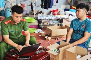 Bắc Giang: Khởi tố chủ cơ sở sản xuất, bán hơn 100 nghìn đơn hàng mỹ phẩm giả