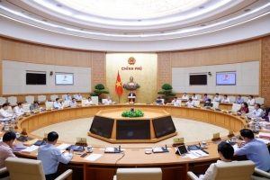 Thủ tướng: Quyết tâm cơ bản hoàn thành tháo gỡ 'điểm nghẽn' thể chế ngay trong năm 2025