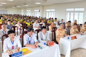 Kỳ sát hạch lái xe đầu tiên do Công an Đắk Lắk tổ chức