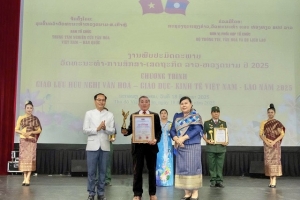 Bình Định: Một doanh nhân - cựu chiến binh được Lào vinh danh