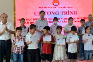 Bắc Giang tiếp tục đẩy mạnh công tác khuyến học, khuyến tài trong tình hình mới