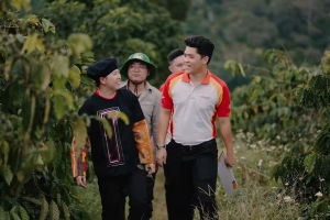 “Vươn xa kỷ nguyên số - Lan tỏa giá trị xanh”