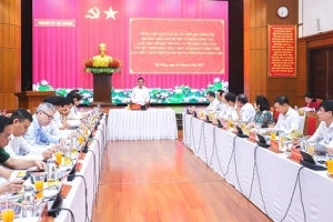 Thường trực Ban Bí thư Trần Cẩm Tú làm việc với thành phố Đà Nẵng về công tác nhân sự