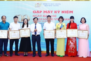 Báo Bắc Giang gặp mặt kỷ niệm 100 năm Ngày Báo chí Cách mạng Việt Nam 21/6