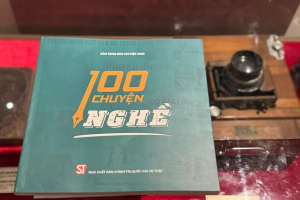 Hành trình phát triển của báo chí cách mạng qua cuốn sách '100 chuyện nghề'