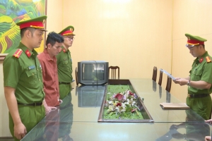 Thái Bình: Khởi tố 2 đối tượng có hành vi sản xuất, buôn bán hàng giả