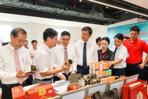 Nghệ An tiếp tục quảng bá sản phẩm OCOP và đặc sản địa phương tại Siêu thị Go!Vinh