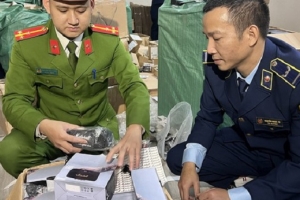 Hà Nội siết chặt quản lý thị trường: Gắn trách nhiệm người đứng đầu, quyết liệt xử lý vi phạm