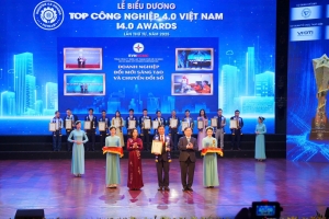 EVNHCMC được vinh danh Top Công nghiệp 4.0 Việt Nam