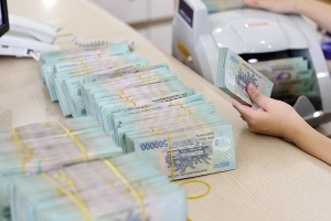 Đại diện Ngân hàng Nhà nước trao đổi về dư nợ toàn nền kinh tế tăng thêm hơn 1 triệu tỷ đồng