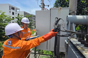 Điều kiện thời tiết cực đoan khiến nhu cầu sử dụng điện sinh hoạt tăng cao