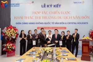 Lễ ký kết hợp tác giữa Cảng HKQT Vân Đồn và Crystal Holidays Holdings