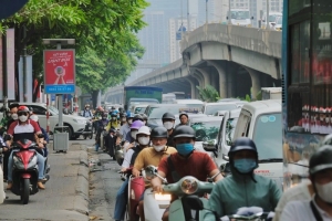 Hà Nội đề xuất nhiều chính sách hỗ trợ chuyển đổi sang phương tiện xanh