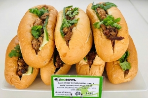 Bánh mì 208.000 đồng tại Nội Bài: Cục Hàng không làm rõ quy trình niêm yết tại sân bay