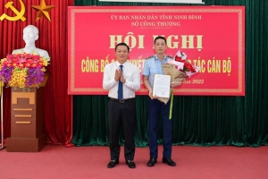 Công bố quyết định bổ nhiệm Chi cục trưởng Chi cục Quản lý thị trường Ninh Bình