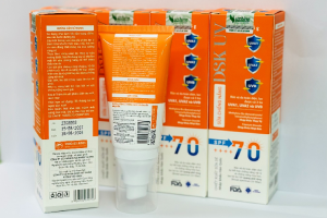 Thu hồi toàn quốc sản phẩm sữa chống nắng DSK UV không đạt tiêu chuẩn vi sinh