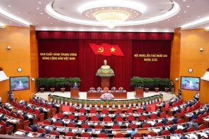 Thông cáo báo chí ngày làm việc thứ nhất Hội nghị Trung ương 12