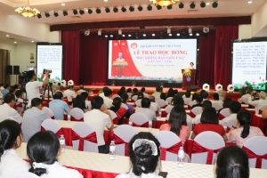 Lan tỏa tinh thần học tập suốt đời qua học bổng “Học không bao giờ cùng” được trao tại Nghệ An