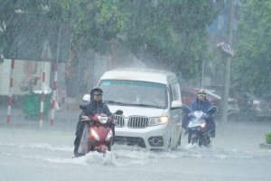 Cảnh báo dông, lốc và mưa lớn cục bộ khu vực tỉnh Thanh Hóa