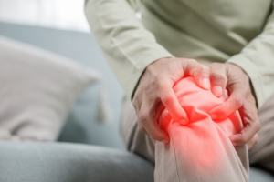 Thoái hóa khớp: Hiểu rõ nguyên nhân, nhận biết sớm triệu chứng để điều trị hiệu quả