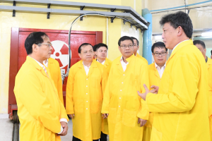 Phó Thủ tướng Bùi Thanh Sơn thăm, làm việc với Viện Nghiên cứu hạt nhân