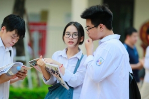 Học phí các trường đại học khối Kinh tế năm 2025: Chương trình liên kết lên đến hàng trăm triệu đồng