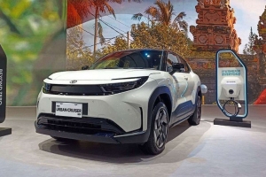 Toyota bZ4X 2025 ra mắt tại Indonesia: Lắp ráp nội địa, giá "dễ thở" và tiềm năng về Việt Nam