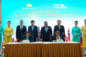 Vietnam Airlines ký kết hợp tác với Cục Xúc tiến du lịch Malaysia
