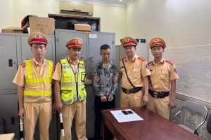 Hưng Yên: Cảnh sát Giao thông bắt giữ đối tượng mang ma tuý