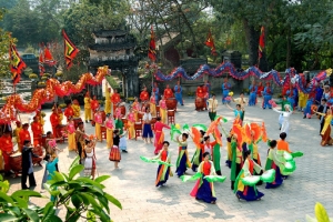 Xây dựng và phát triển văn hóa, con người Việt Nam đáp ứng yêu cầu phát triển bền vững đất nước