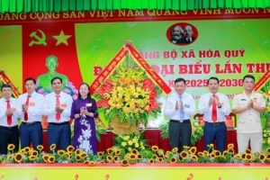 Phó Chủ tịch Thường trực UBND tỉnh Thanh Hóa dự Đại hội đại biểu Đảng bộ xã Hóa Quỳ