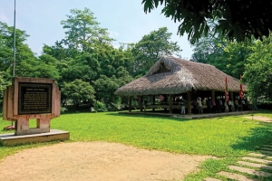 Khảo sát điều kiện thực tiễn tổ chức Chương trình “Về nguồn”