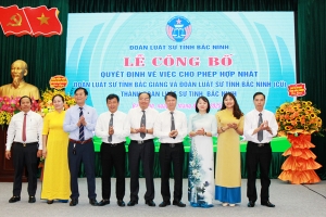 Công bố Quyết định hợp nhất Đoàn Luật sư tỉnh Bắc Ninh và Bắc Giang