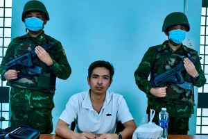 BĐBP Tây Ninh phối hợp bắt đối tượng vận chuyển 80.000 USD trái phép.
