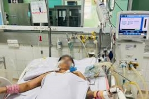 Chuyên gia Bệnh viện Nhiệt đới cảnh báo: Sốt xuất huyết dễ diễn biến nặng ở người có bệnh nền, hệ miễn dịch quá mạnh