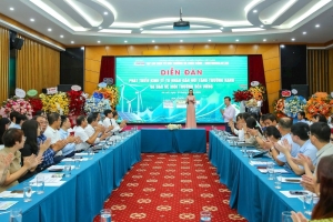 Diễn đàn "Phát triển kinh tế tư nhân gắn với tăng trưởng xanh và bảo vệ môi trường bền vững"