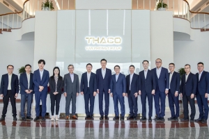 Lãnh đạo Tập đoàn Mazda thăm và làm việc tại THACO AUTO