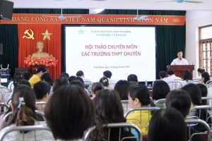 Ninh Bình tổ chức hội thảo nâng cao chất lượng giáo dục học sinh THPT chuyên