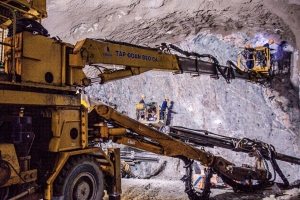 Đẩy nhanh tiến độ thi công đoạn tuyến cao tốc Quảng Ngãi - Hoài Nhơn