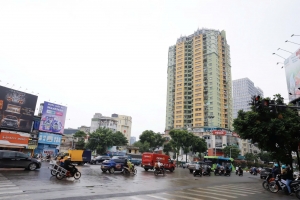 Cảnh báo mưa dông ở Hà Nội chiều nay