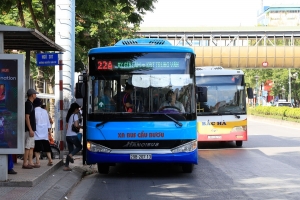 Hà Nội: Tạm dừng hoạt động 19 tuyến xe buýt phục vụ Tổng hợp luyện diễu binh, diễu hành