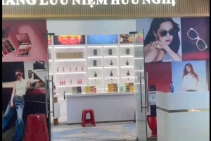 Lạng Sơn: Chuyển Cơ quan điều tra vụ nghi vấn cửa hàng kinh doanh hàng cấm tại Bến xe Xuân Cương