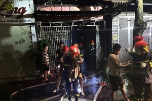 Hưng Yên: Giải cứu thành công 7 người mắc kẹt trong vụ cháy nhà 3 tầng