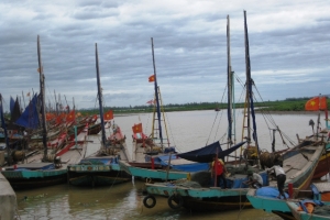 Nghệ An tạm dừng mọi hoạt động tàu thuyền từ sáng 24/8 để ứng phó bão số 5